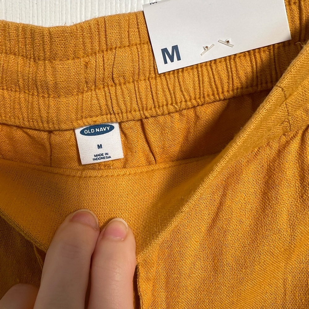 NWT Old Navy Drawstring Linen Blend Shorts - Picture 3 of 5